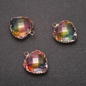 Pandantiv inimă curcubeu în montură aurie 16×20 mm