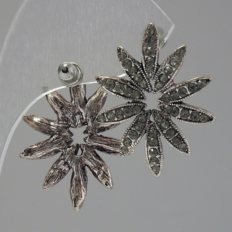 Cercei cu știft „Floare”, cristale transparente, metal placat cu argint, 30 mm