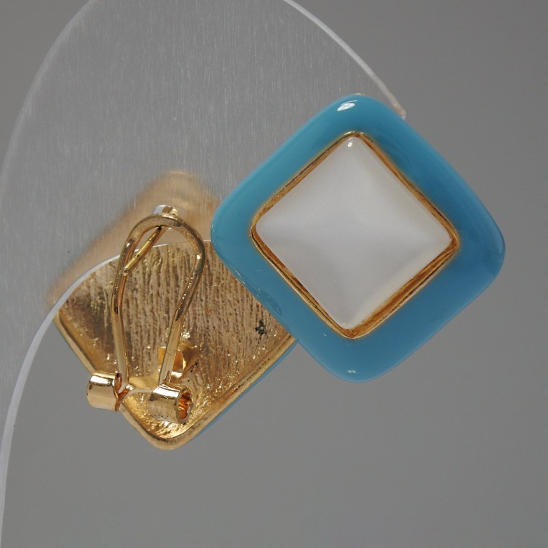 Cercei cu știft, formă romb, email albastru cu cabochon «ochi de pisică», metal auriu, 25 mm