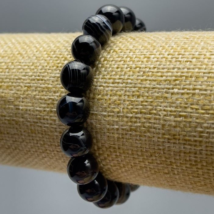 Brățară din agat natural cu mărgele netede, diametrul 10 mm (±), pe elastic, circumferința 18 cm