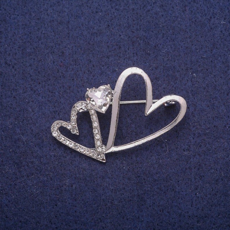 Reducere: Broșă inimă din cristal, metal argintiu 29×42 mm
