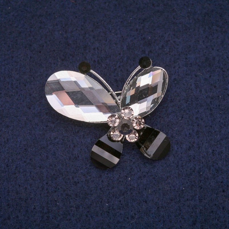 Broșă în formă de fluture cu cristale, metal argintiu 32×32 mm