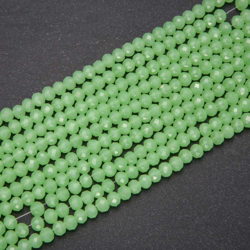 Mărgele din cristal ceh, semi-mat, verde salată „rondele”, diametrul 6x4,5 mm, șir de 38 cm