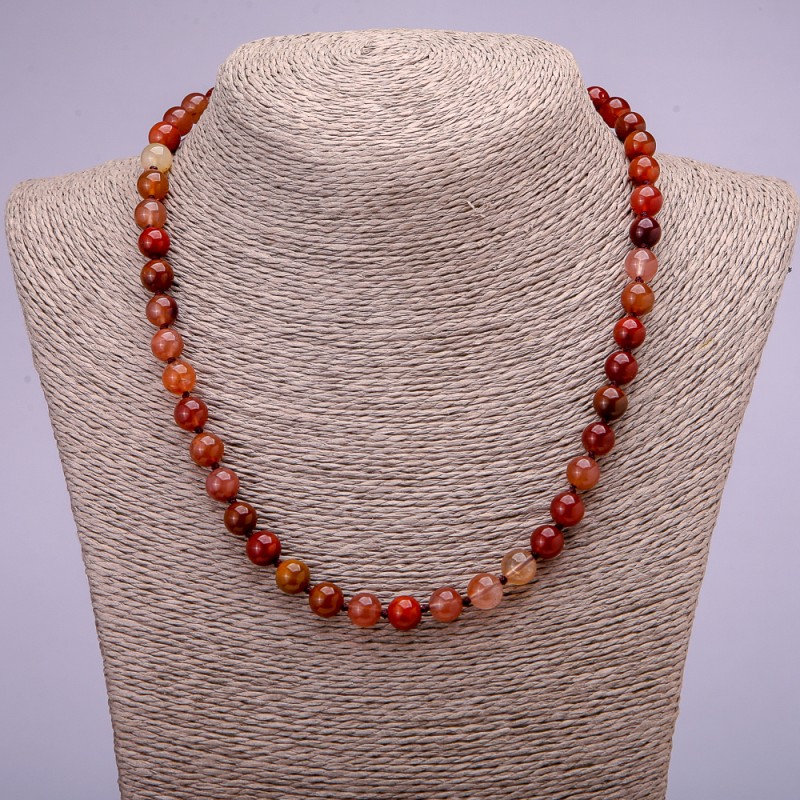 Colier din piatră naturală, cuart rutilit roșu, bile netede, diametrul aproximativ 8 mm, lungime 45 cm