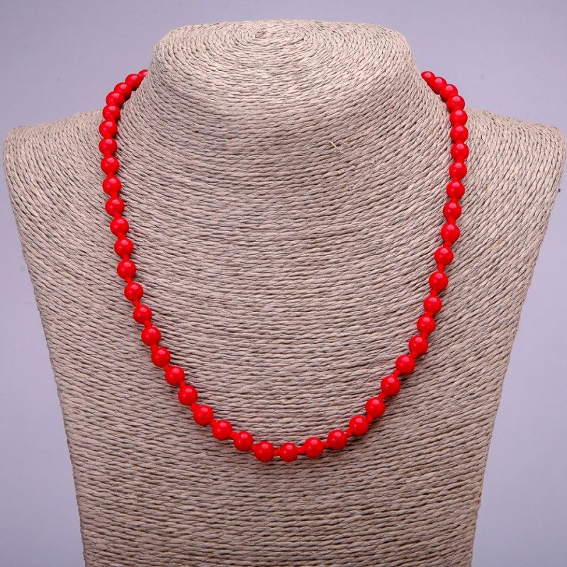 Colier din coral, bile netede, diametru aproximativ 6 mm, lungime 45 cm