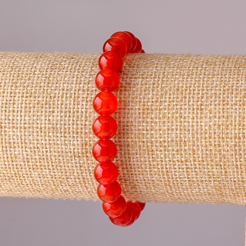 Brățară din carneol pe elastic, bile netede, diametrul 8 mm, circumferința 18 cm