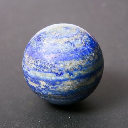 Bilă suvenir din lazurit, diametrul 23–30 mm (±) (preț pentru 1 bucată)