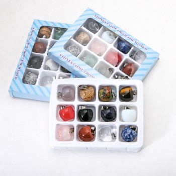 Set de pandantive «Măricei tinereții» din pietre naturale, 12 bucăți, aproximativ 7×2 cm