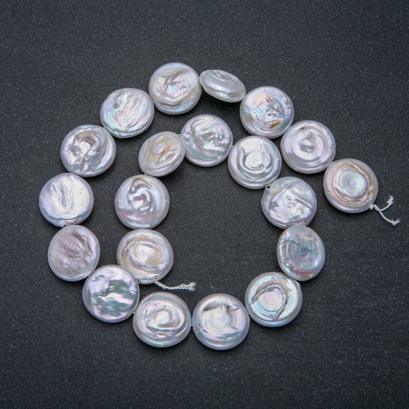 Șirag de perle baroce, diametrul de 18 mm, lungimea de 39 cm, cu reflex de benzină