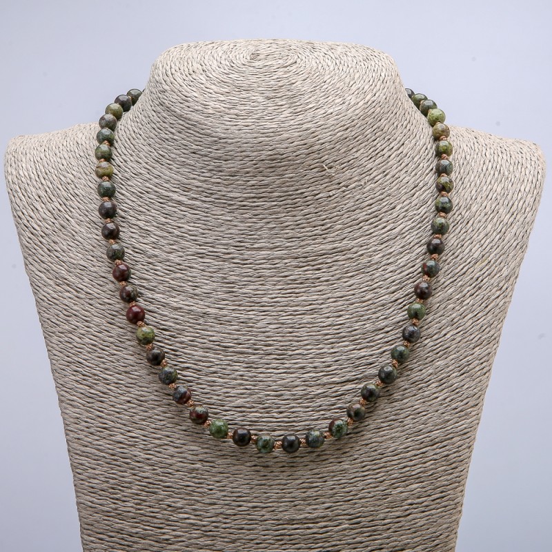 Colier din jasper natural „Sângele dragonului” cu mărgele lucioase, diametru 6 mm, lungime 46 cm +