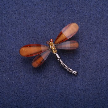 Broșă Libelulă cu cristale maro, metal argintiu 32x43 mm