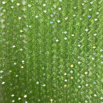 Mărgele din cristal ceh pe fir, verde deschis, transparente cu luciu de benzină, rondele tăiate, diametrul 8x6,5 mm, lungime 40-4