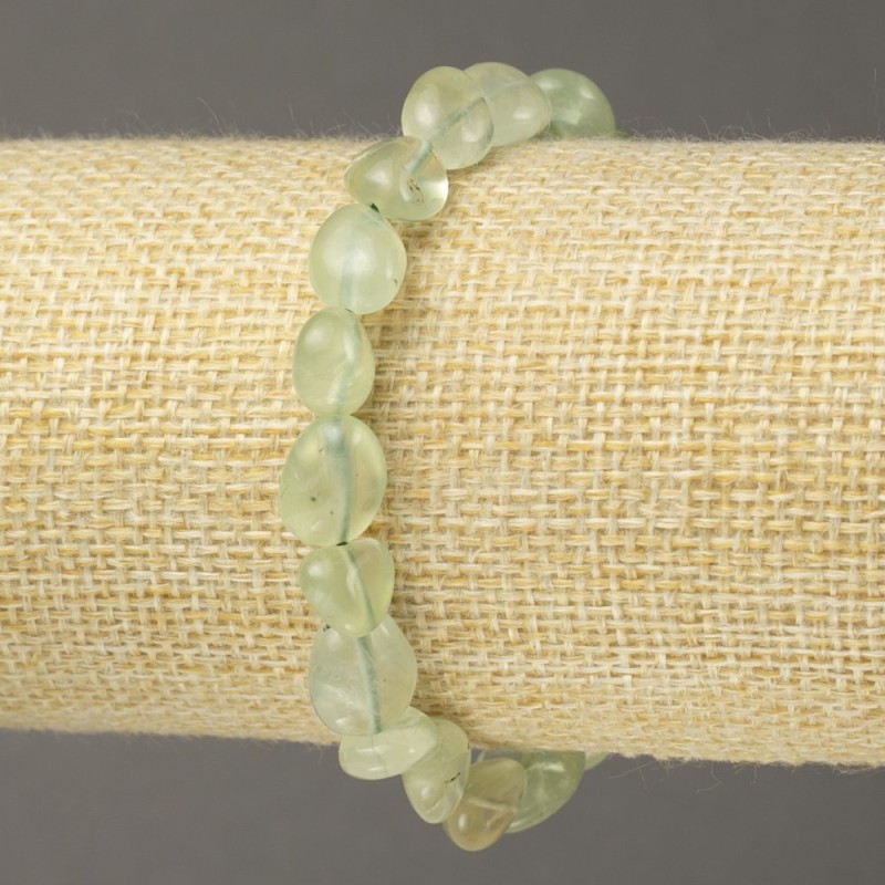 Brățară pe elastic din prehnit fațetată, diametrul 10x8 mm+