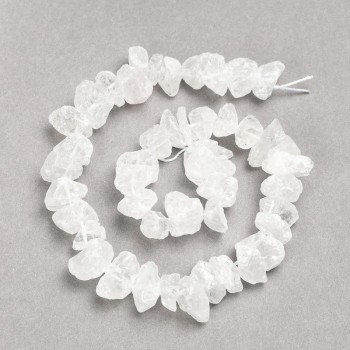 Mărgele pe șnur, piatră brută – cristal de munte, cu tăietură, diametrul 13×8 mm, lungimea 41 cm