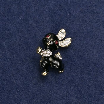 Брошка Зайчик золотистий метал, емаль і стрази 24х21мм +