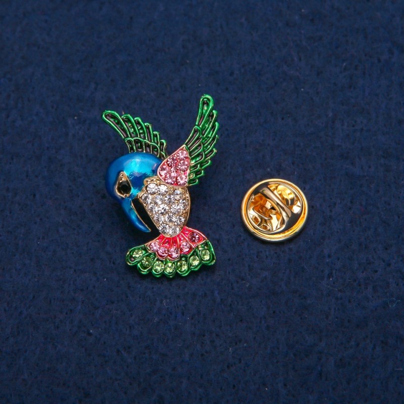 Broșă Colibri cu email colorat și strasuri, metal auriu 23x31 mm