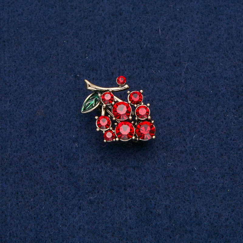 Broșă-pendulă Struguri, metal auriu cu pietre roșii 29x20mm +