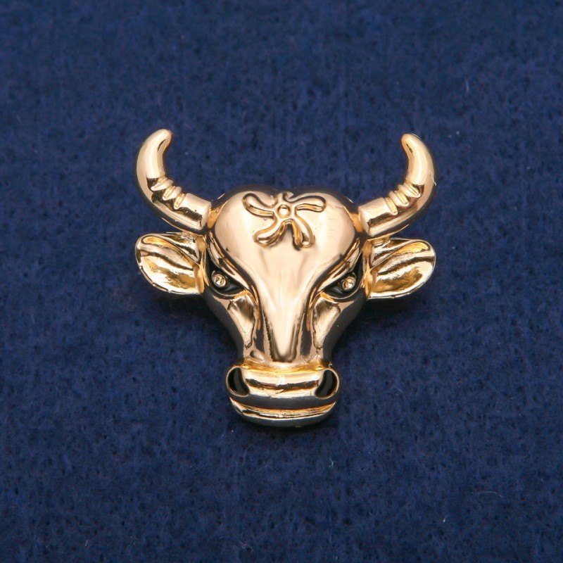 Broșă Capul Taurului metal auriu 34×35 mm