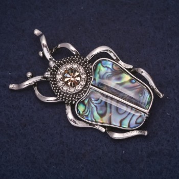 Broșă Scarabeu 50×30 mm, cu strasuri, culoare satinată, haliozit verde, metal argintiu