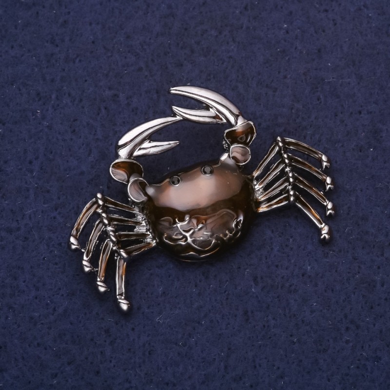 Broșă «Crab» email culoare maro 46×30 mm metal argintiu