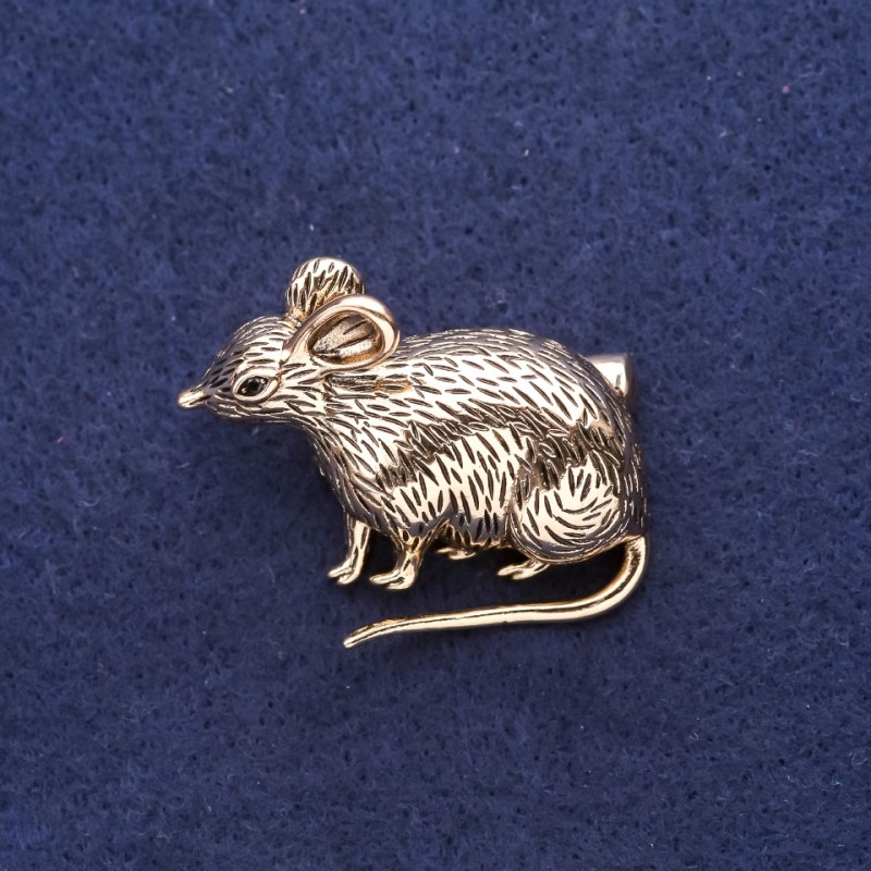 Broșă «Șobolan» 38×30 mm din metal galben