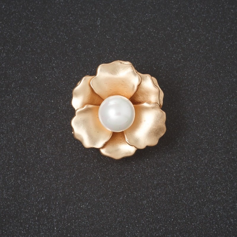 Broșă «Floare de Mălva» aur mat 2,5 cm
