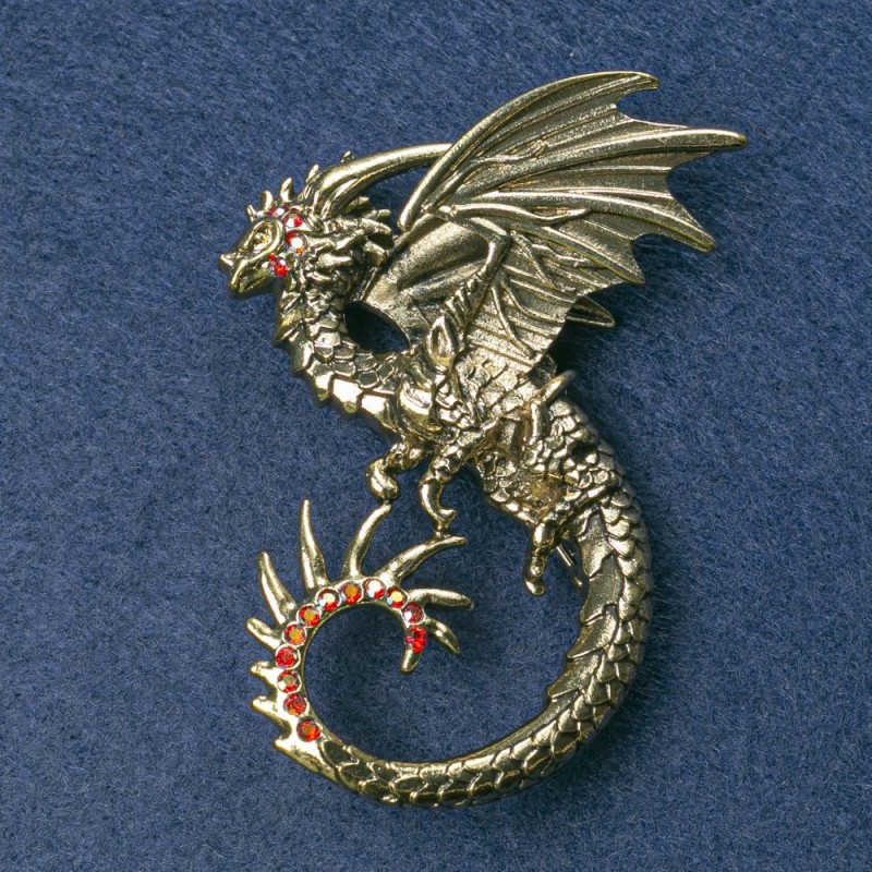 Broșă Dragon auriu din metal cu strasuri roșii cu efect petrol, 68x54 mm +