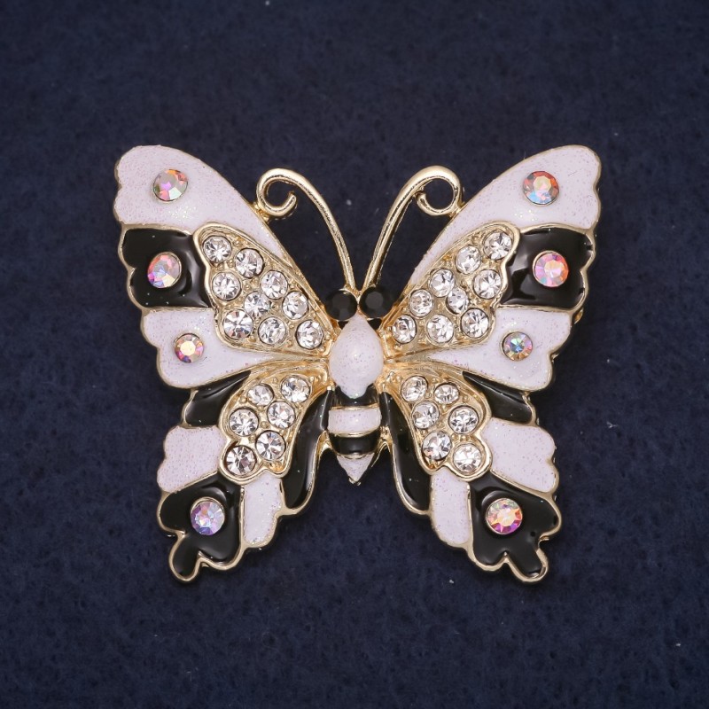 Broșă Fluture 43×38 mm, strasuri, email, culoare alb-negru, efect camaleon, metal auriu