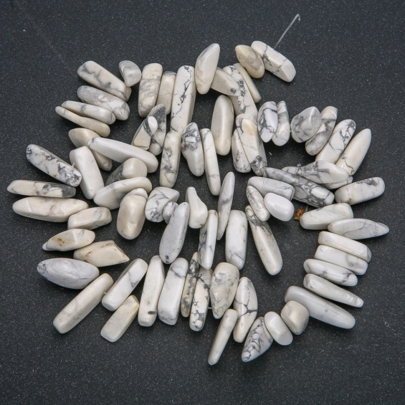 Șnur din piatră naturală Chalcedon fragmente în formă «ac», diametrul 20×8 mm, lungime 40 cm +