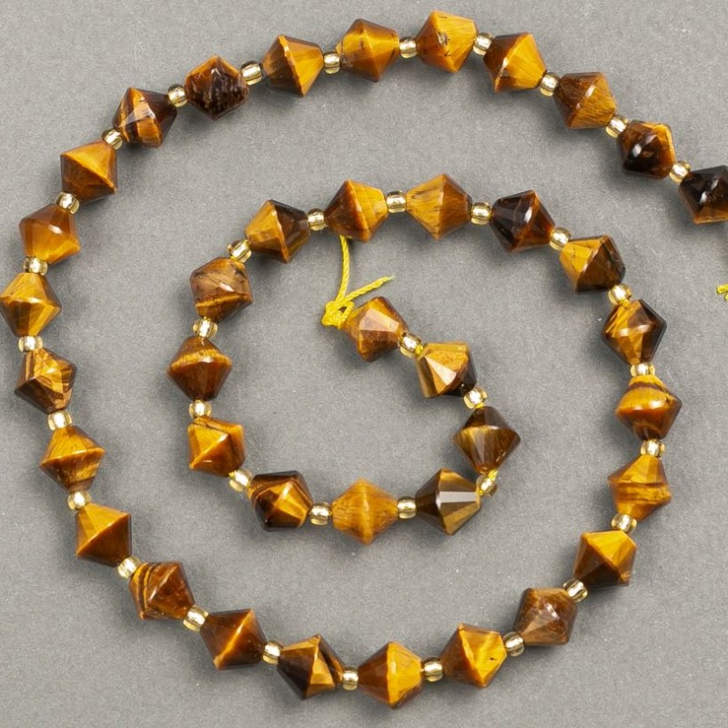Mărgele pe șnur din piatră naturală Ochi de tigru, tăiate în romb, 8x8 mm, lungime 38 cm ± (insertie de mărgele 3x3 mm)