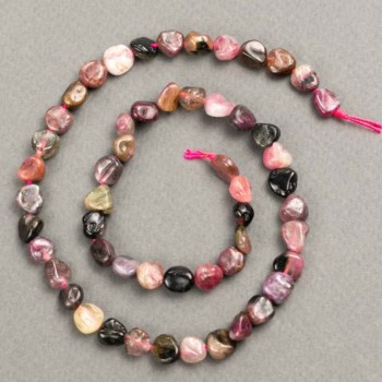 Mărgele pe șnur din turmalin gravate, diametrul 7–8×7–9 mm, lungime 40 cm+