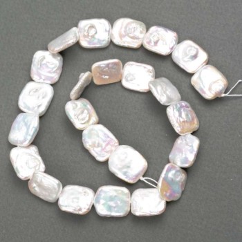 Perle baroce cu nuanța «benzină», diametru 15-17×13-16 mm, lungime 38 cm