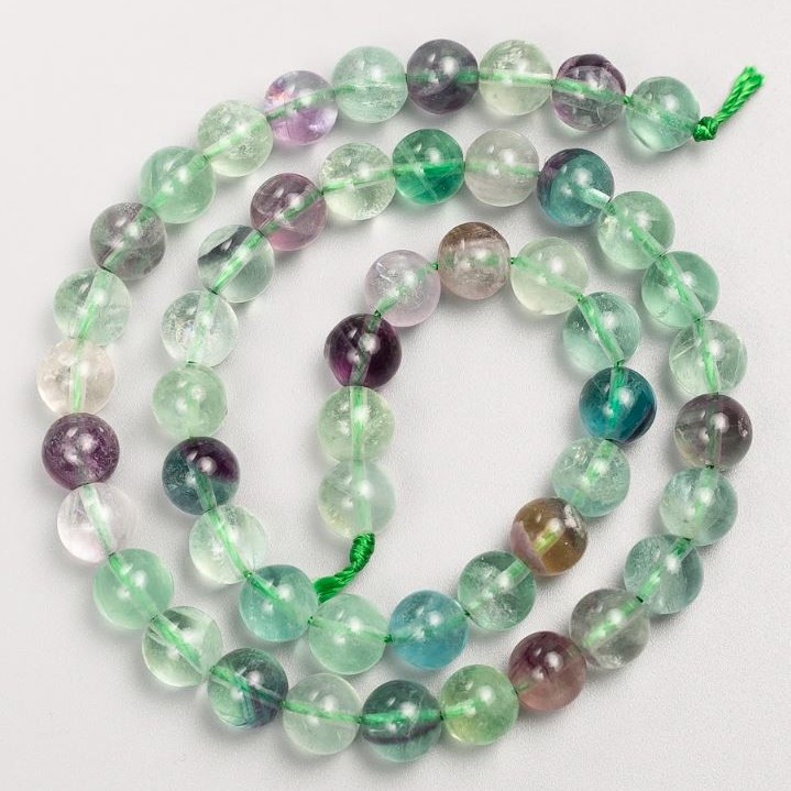 Mărgele pe șnur din fluorit, bilă netedă, diametrul 8 mm, lungime 39 cm +