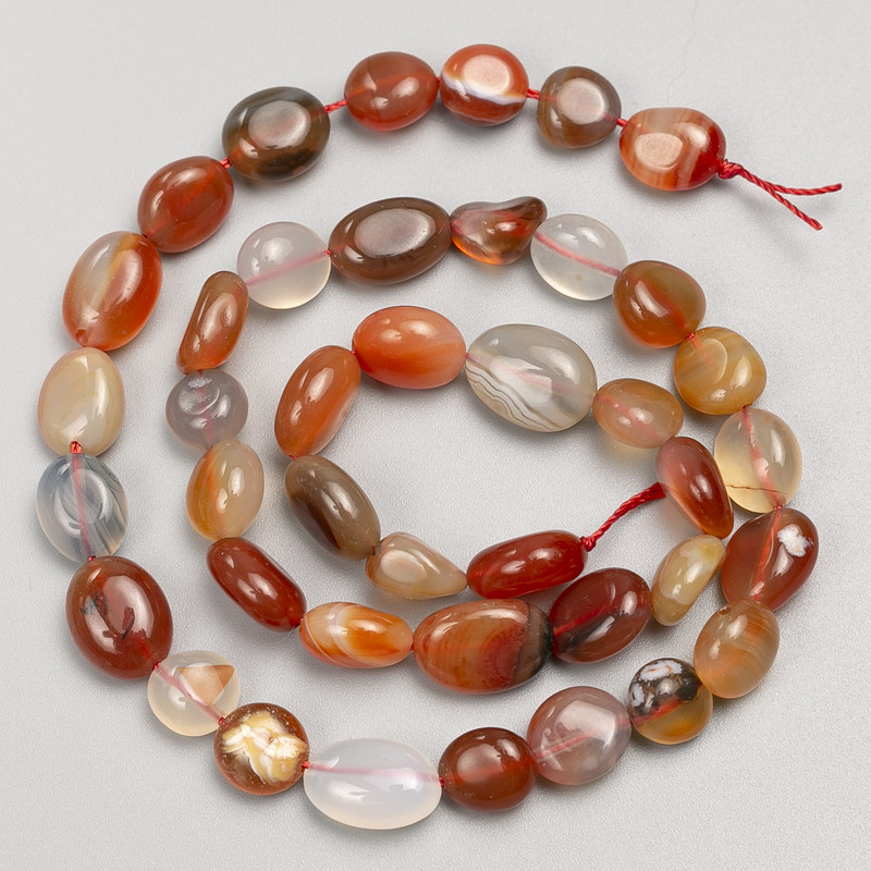Mărgele din carnelian, fațetate pe fir, diametrul 8x12 mm, lungime 40 cm