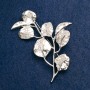 Broșă «Ramură cu frunze», din metal argintiu, 62×40 mm