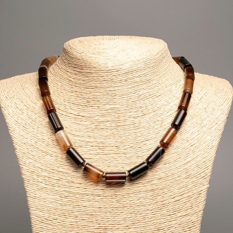 Colier din agat cilindric, diametrul 16×8 mm, lungime 46 cm