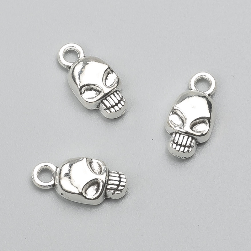 Pandantiv «Craniu» 15×7 mm