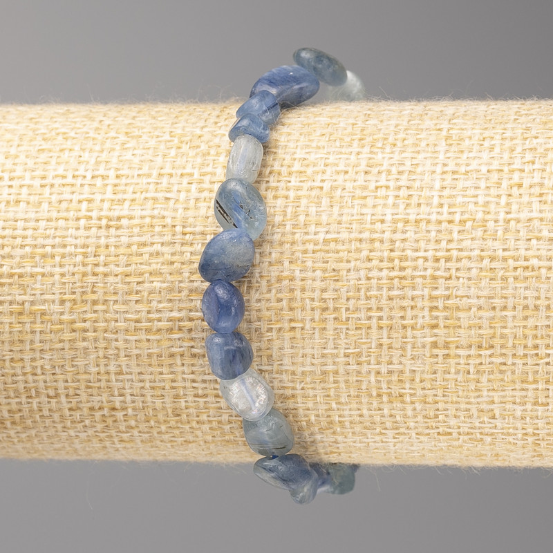 Brățară din piatră de cianit fațetată, mărgele de 7x10 mm ±, pe elastic, lungime 18 cm+