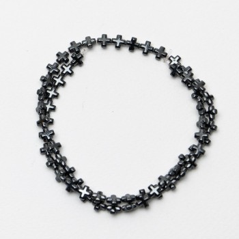 Mărgele de hematit în formă de cruce, diametrul 6×6×3 mm, lungimea 39 cm, pe fir