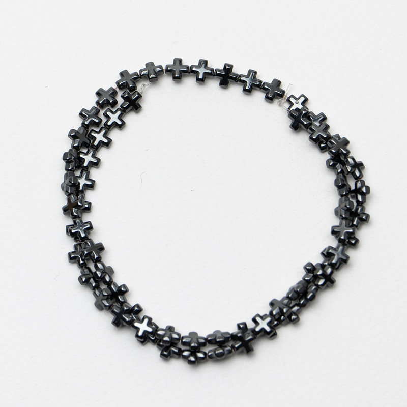 Mărgele de hematit în formă de cruce, diametrul 6×6×3 mm, lungimea 39 cm, pe fir