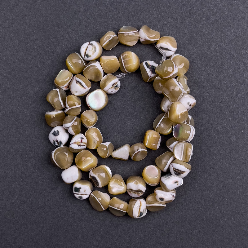 Mărgele din sidef tonat bej, fațetate, diametrul 8x6 mm, lungimea 41 cm, pe fir