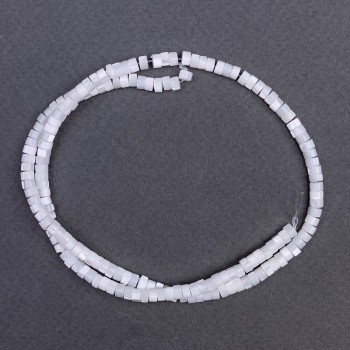 Mărgele din sidef alb nuanțat, în formă de disc elegant, diametrul 4x2 mm, lungime aproximativă de 40 cm, pe fir