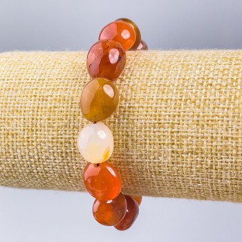 Brățară din carneol natural, piatră fațetată, diametrul 14×12 mm, lungime 18 cm (elastic)