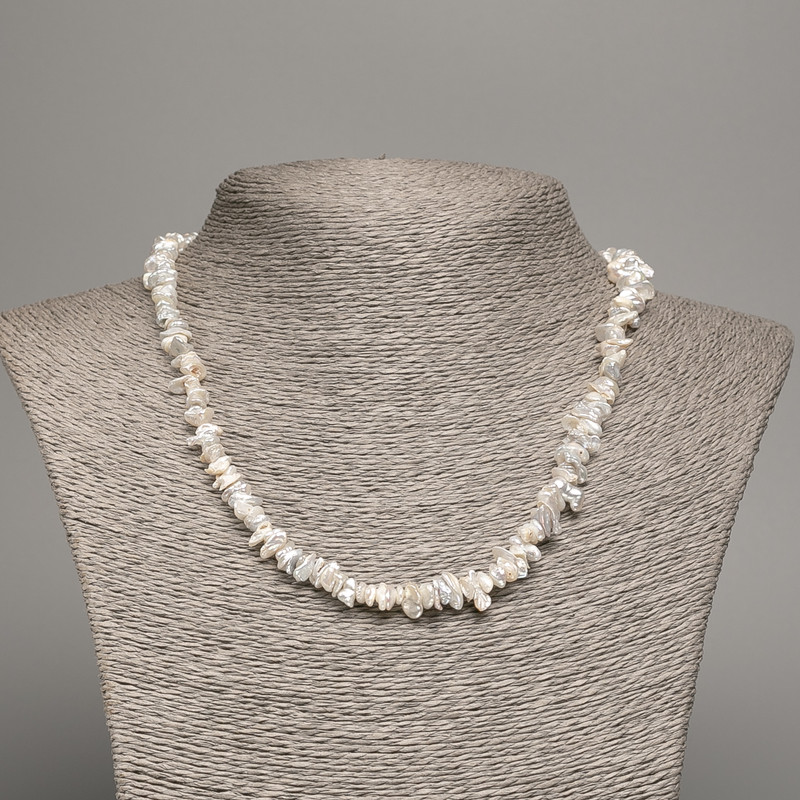Colier din perle baroce naturale, nuanța „benzină”, granule, diametrul 8×3 mm, lungime 48 cm +