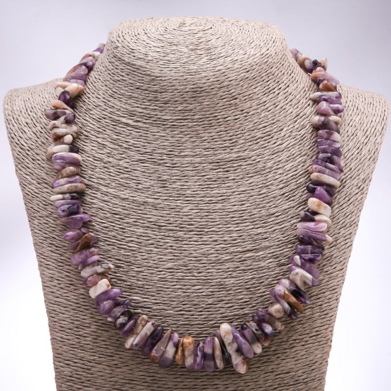 Colier din piatră naturală ametist mărunțit, diametrul 15×7 mm, lungime 50± cm
