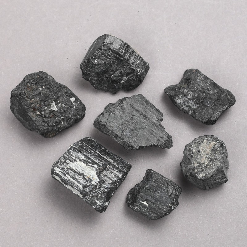 Turmalin Sherl neprelucrat, piatră suveniră (preț pentru 100 g)