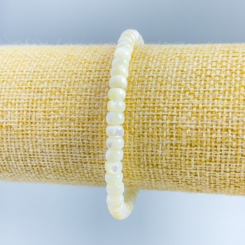 Brățară din sidef neted, rondel, diametrul 6x4 mm, lungime 18 cm (elastică)