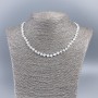 Colier din sidef alb natural, în formă de trifoi, dimensiuni 6x5x2 mm, lungime 50 cm