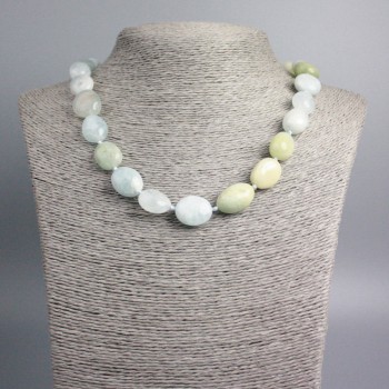 Colier din morganit natural, tăiat facetat, diametrul 14×11 mm, lungime 49 cm