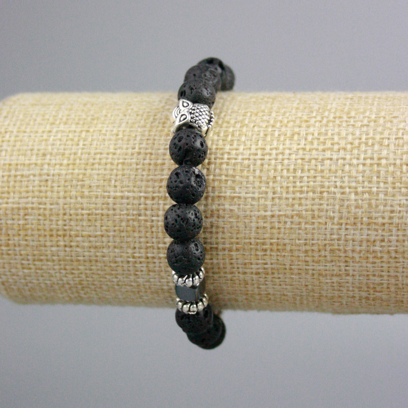 Brățară din lavă, bile netede, diametrul 8,5 mm, cub hematit 6 mm, cu inserții argintii, lungime 18 cm, (elastic)